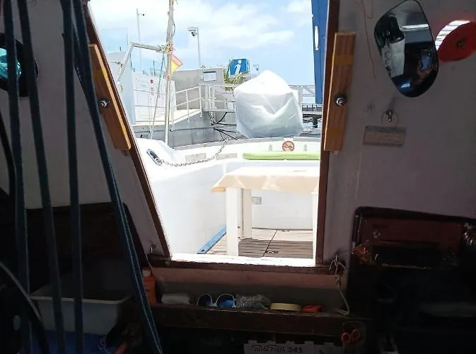 Botel Lanza Boat Arrecife (Lanzarote)